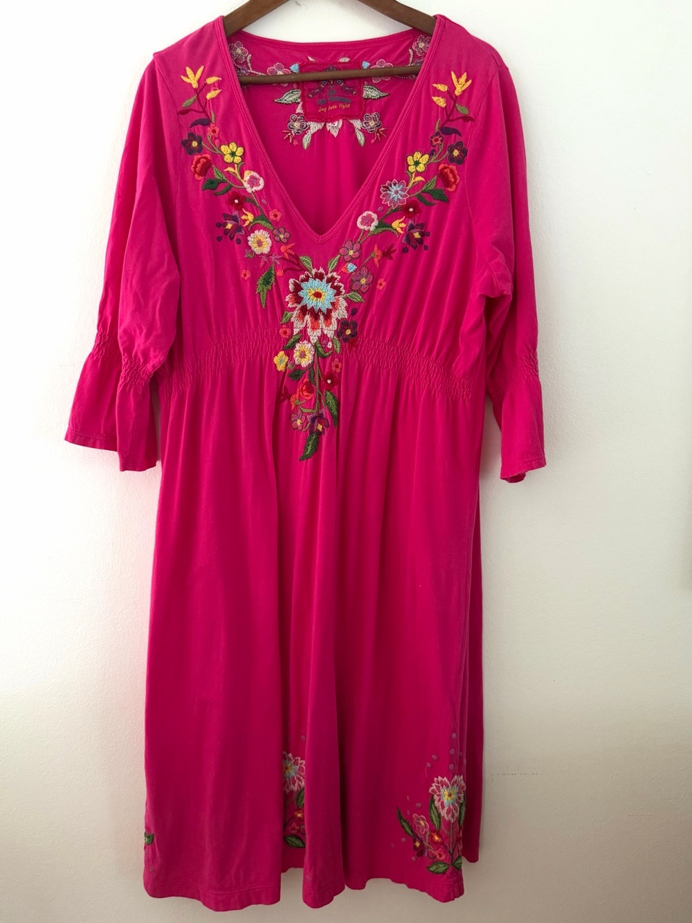 Johnny Was Dress V Neck Floral Embroidered Tshirt Dress 3/4 Sleeve Pink Size 1X
